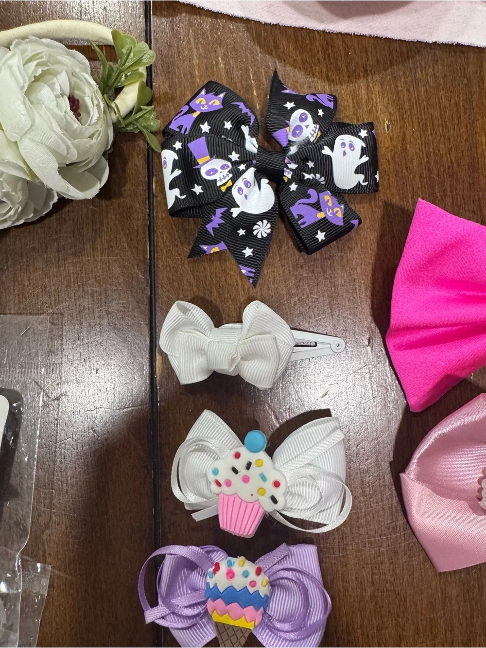Mixed lot of NWT & lightly worn baby girl bows & headbands bundle random brands